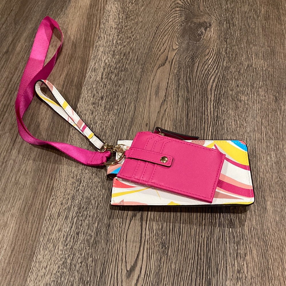2-in-1 wristlet clutch and wallet